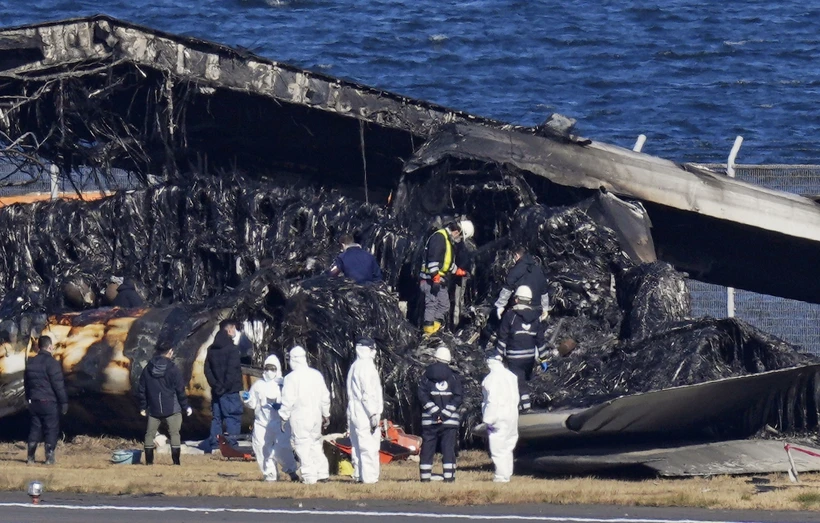 Japan Airlines thiệt hại khoảng 104 triệu USD do vụ va chạm máy bay